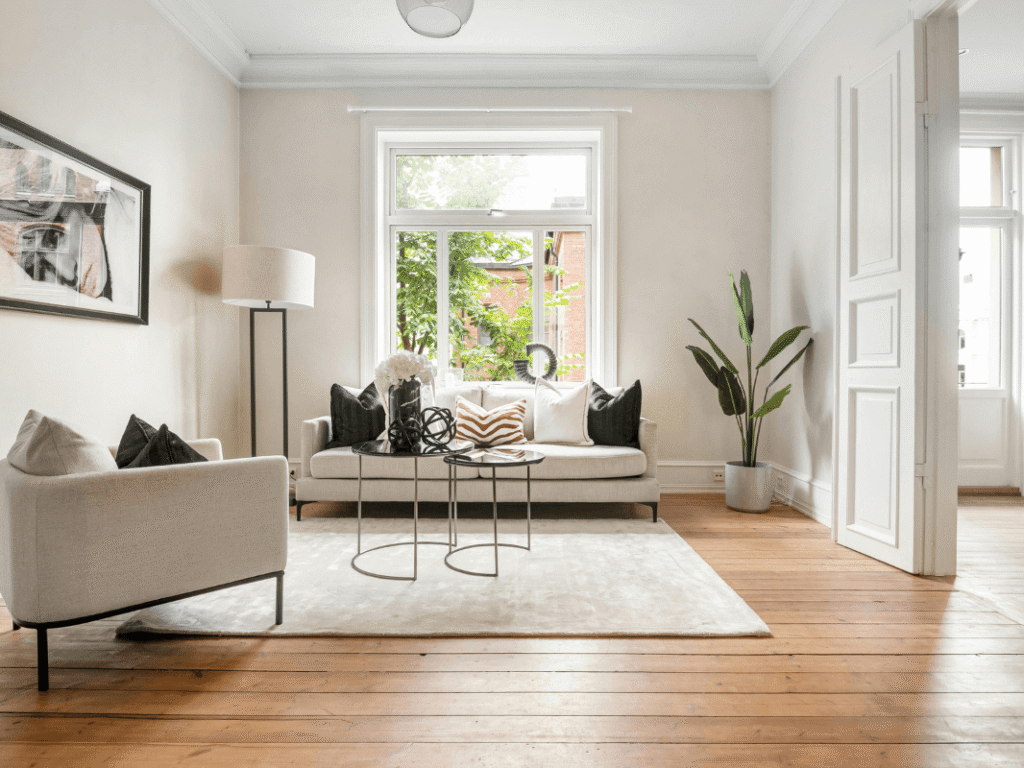 clean bright living room move-in ready Orange County home